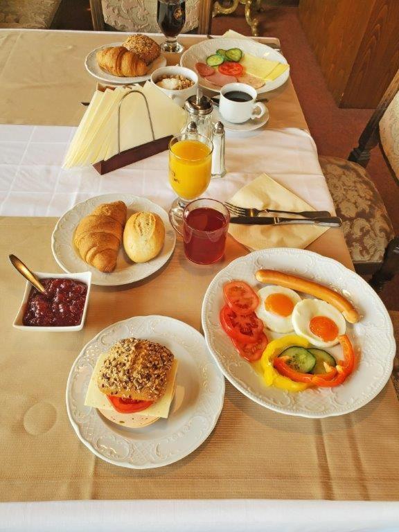 Höhn Landhotel Westerwaldgrill מראה חיצוני תמונה