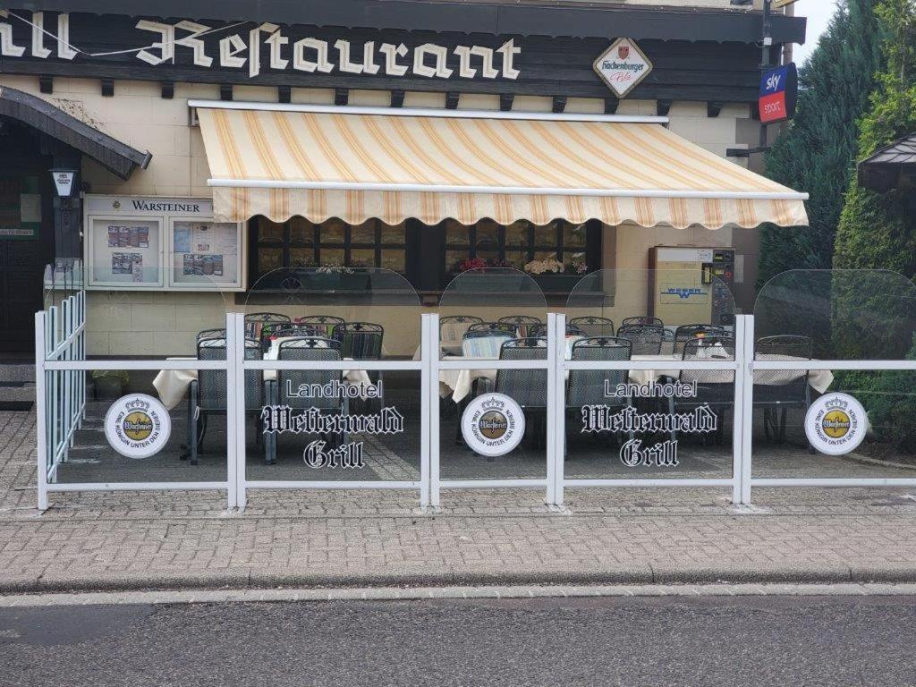 Höhn Landhotel Westerwaldgrill מראה חיצוני תמונה